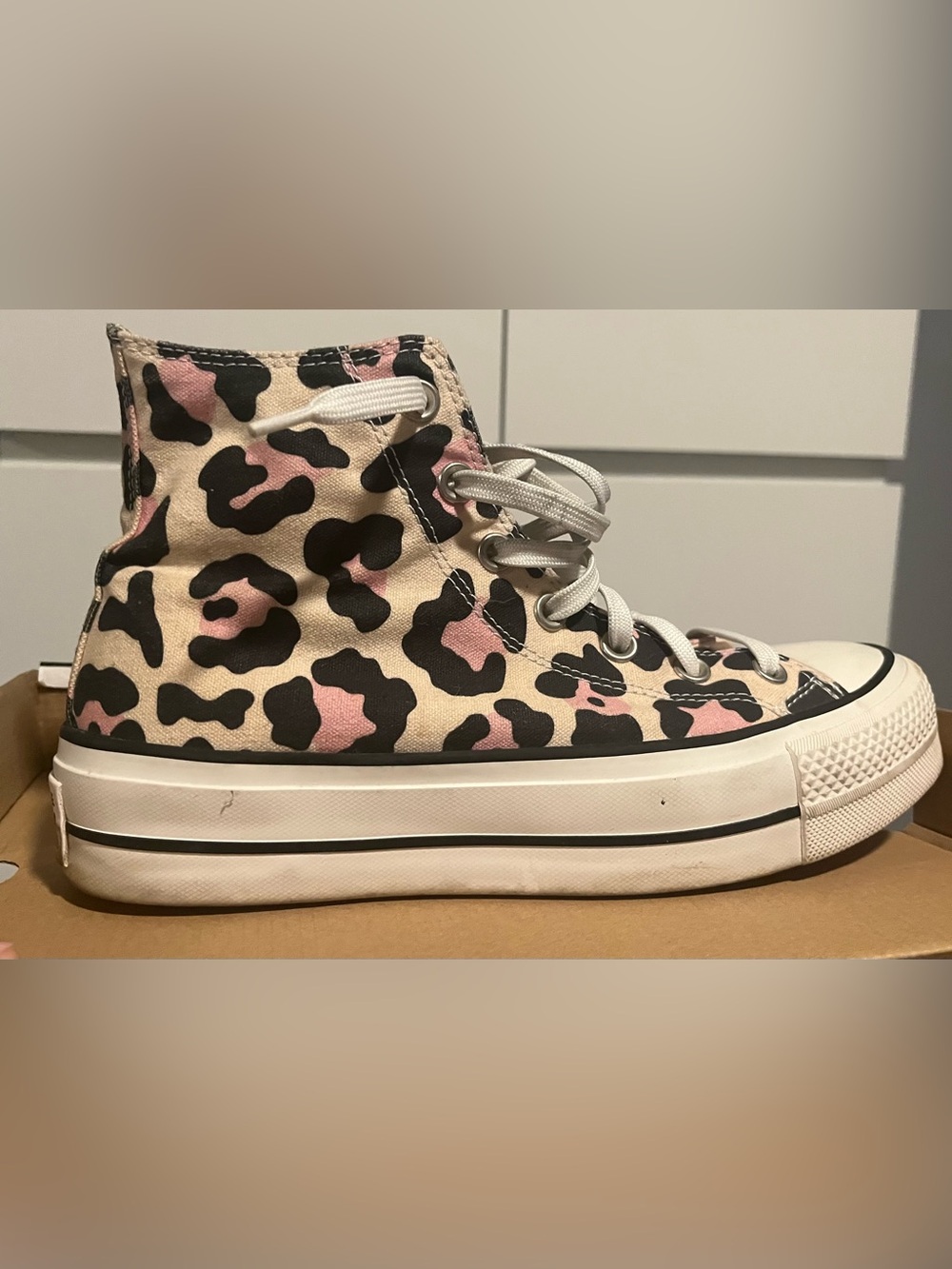 CONVERSE High-Top Platform Sneakers in Pink Leopard Print